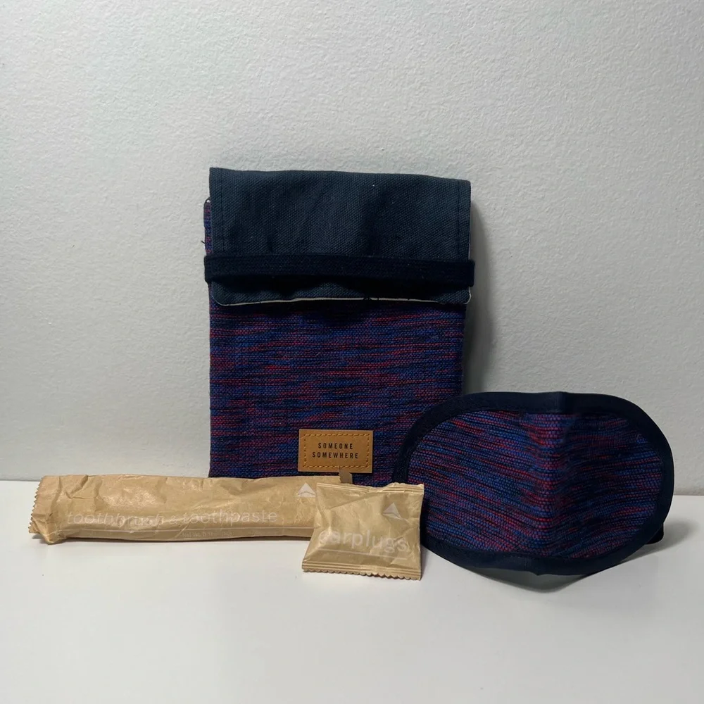 Delta One Someone Somewhere First Class Amenity Dopp Kit Travel Bag Case
